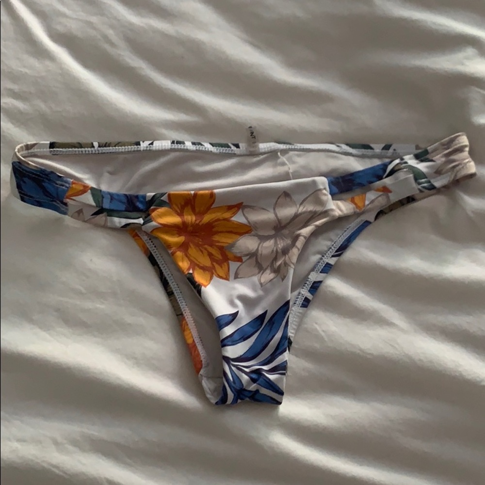 Vitamin A Floral Bottoms